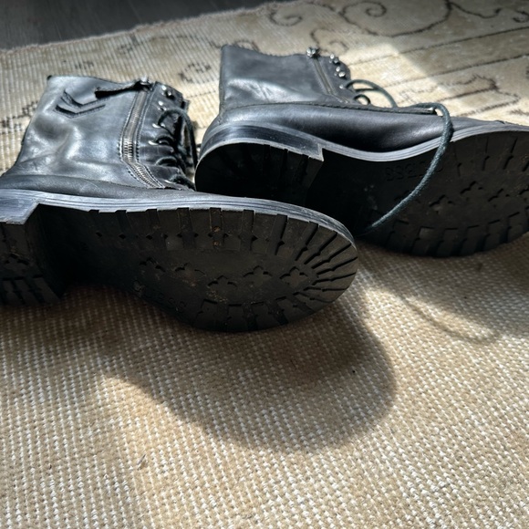 Guess Black Ankle Boots with Lace-Up Design- 8 - Picture 3 of 3